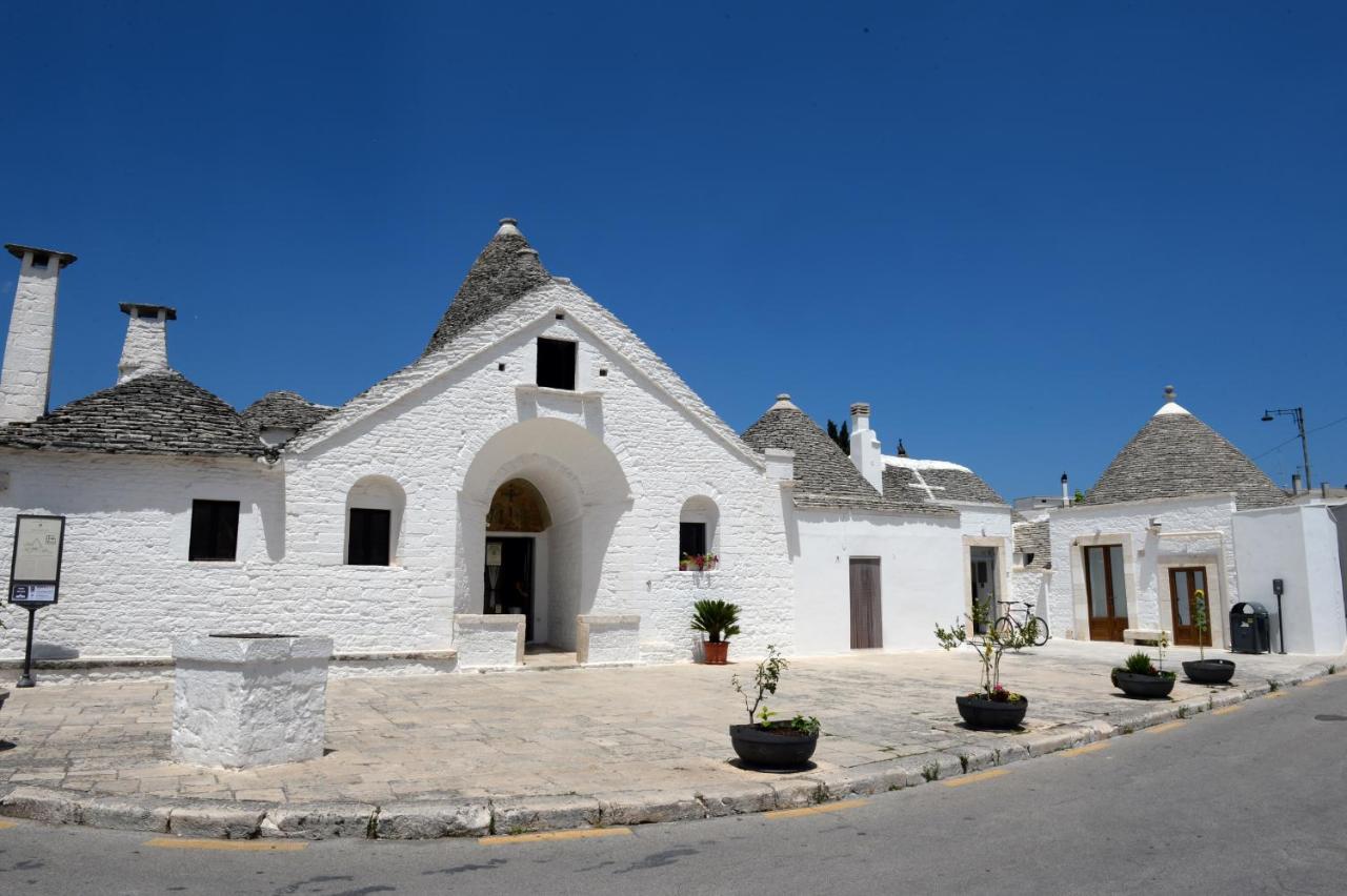 Trullo Vino & Amore Alberobello Exteriör bild