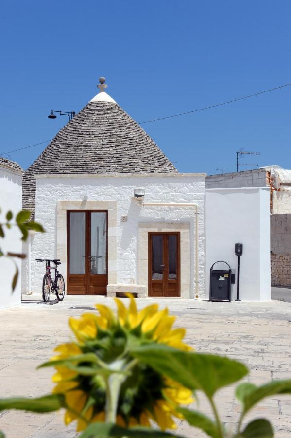Trullo Vino & Amore Alberobello Exteriör bild